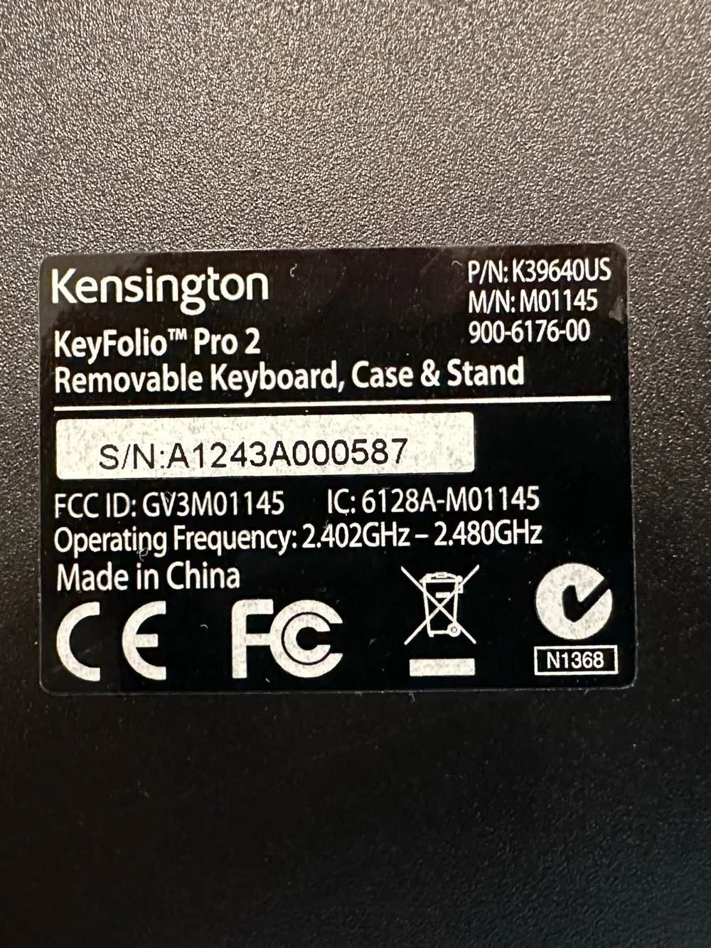Kensington Key Folio Pro 2 Bluetooth key pad with leather case